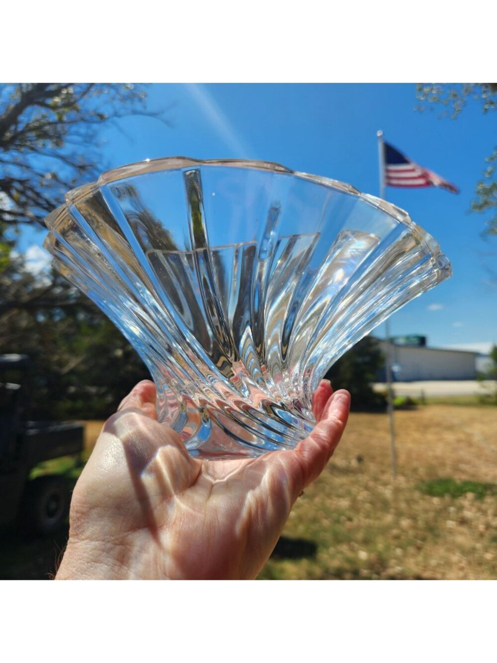 Vintage Mikasa Flores Flair Fan Vase In Excellent Used Condition
